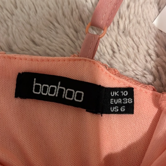 Boohoo Wedding Guest Dress - Picture 3 of 3